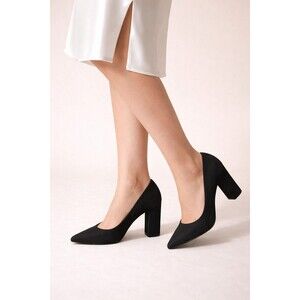 Size 7 Call It Spring Dwiresa pumps